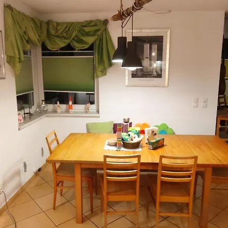 Hawis By Hermann Weiss