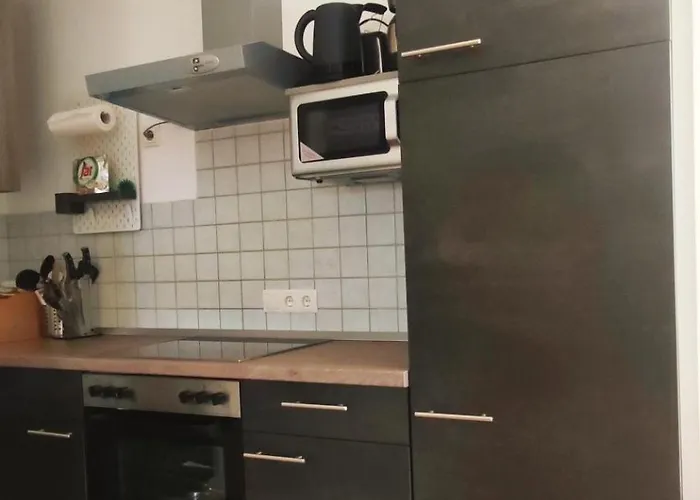 Hawis By Hermann Weiss *