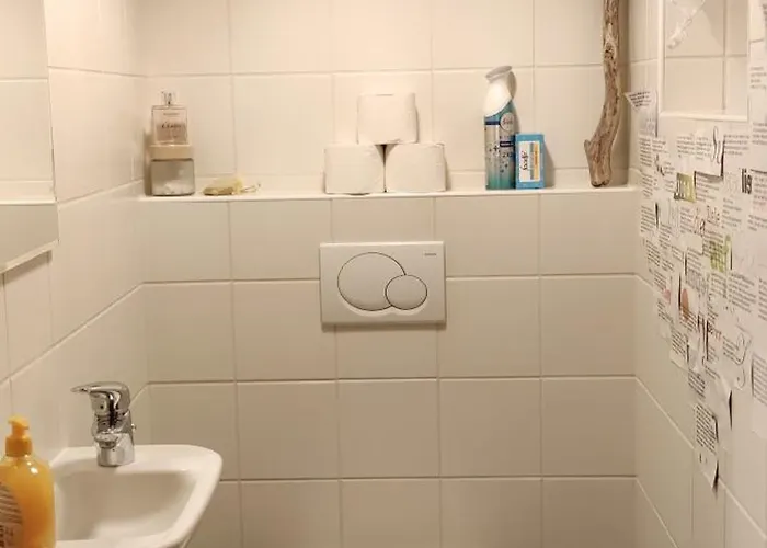 Hawis By Hermann Weiss *