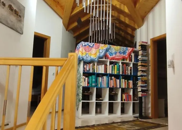 Hawis By Hermann Weiss *