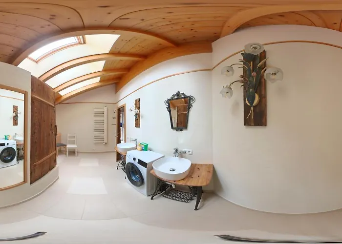 Hawis By Hermann Weiss