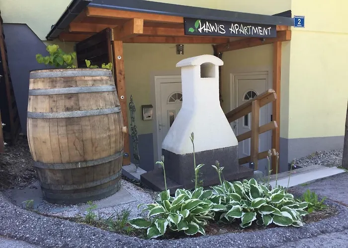 Hawis By Hermann Weiss *